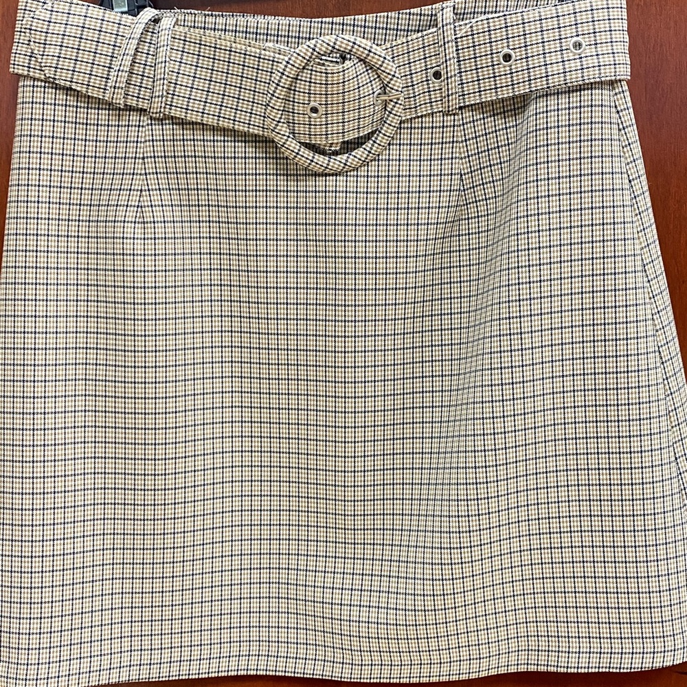 Mini skirt - Picture 2 of 7